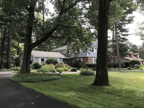 2nd image of 25 Owen Ave