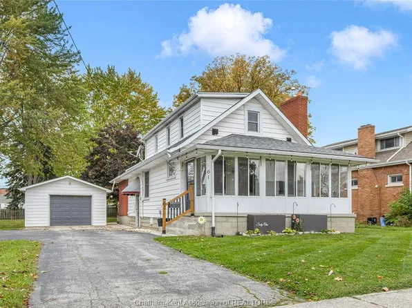 61 University Ave, Chatham Kent, ON N8A 3Z7