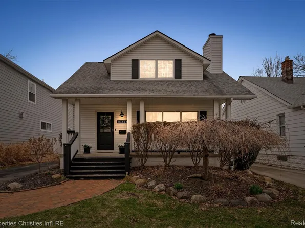 16268 Kirkshire Ave, Beverly Hills, MI 48025