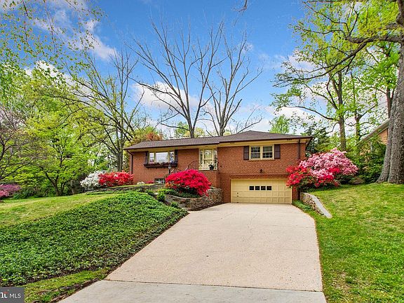 2nd image of 9600 E Bexhill Dr