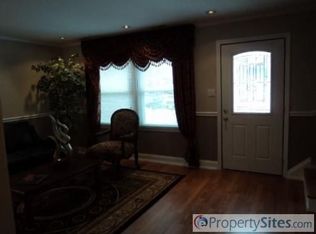 12 Rittenhouse Ct, Willingboro, NJ 08046