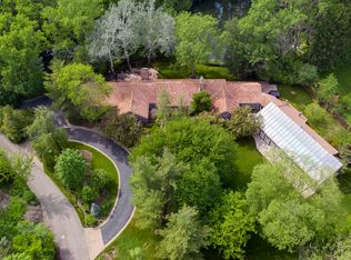 670 Midfield Ln, Northbrook, IL