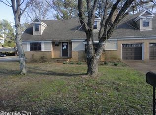 2 Foxboro Dr, Searcy, AR 72143