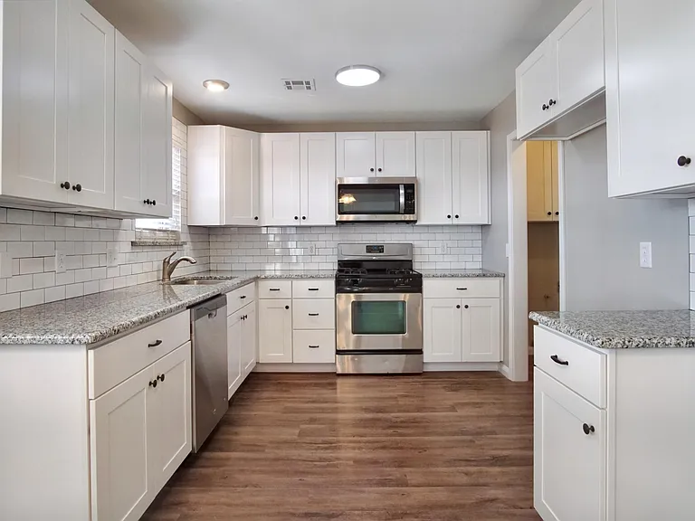 620 Winding Ln — Photo 5