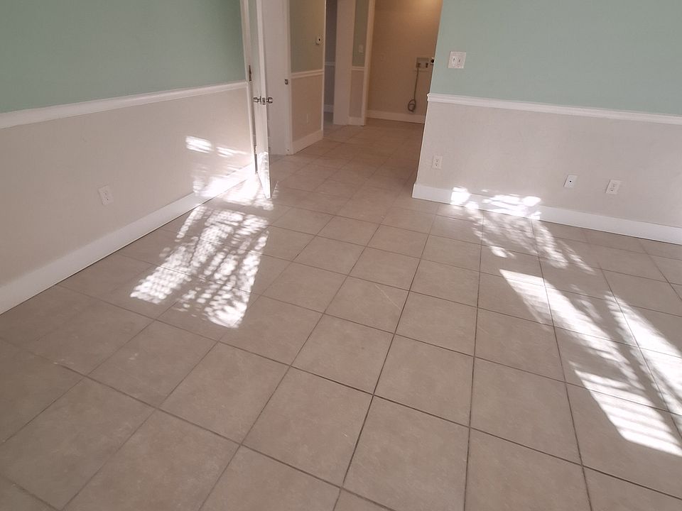 1st image of 225 W Ann St #B