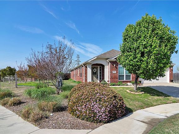 2nd image of 6205 Stone Lake Dr
