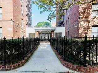 141-05 Pershing Cres #210, Jamaica, NY