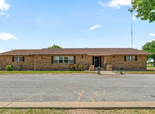 608 Avenue H S, Chillicothe, TX 79225
