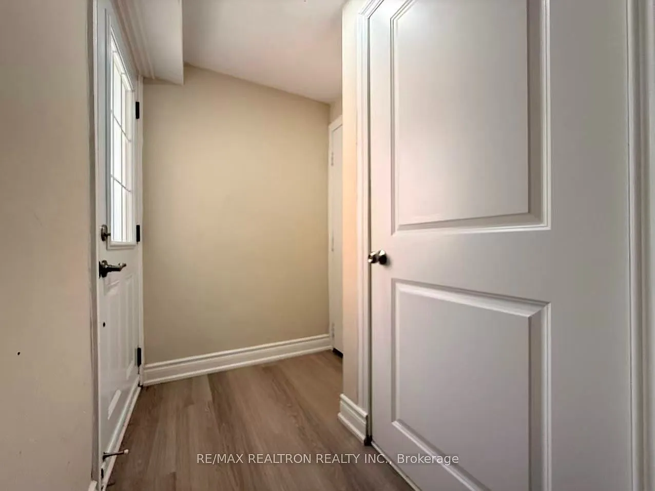 2 bed, $1,700 — Photo 4
