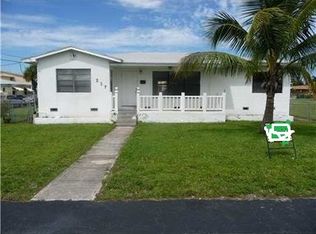 109 NE 2nd Ter, Hallandale, FL 33009