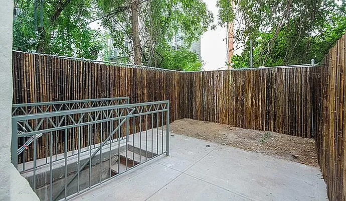 Rented by Signature Property Realty | media 34