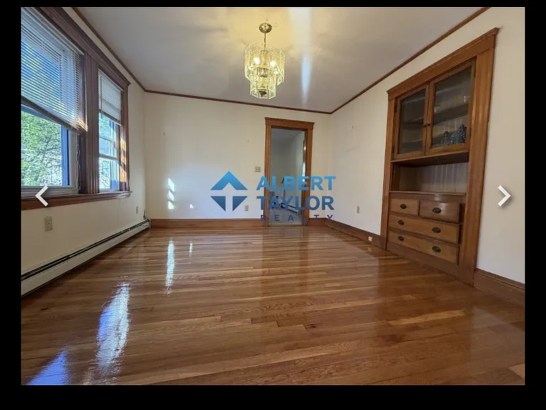 30 Maple St #2 — Photo 1