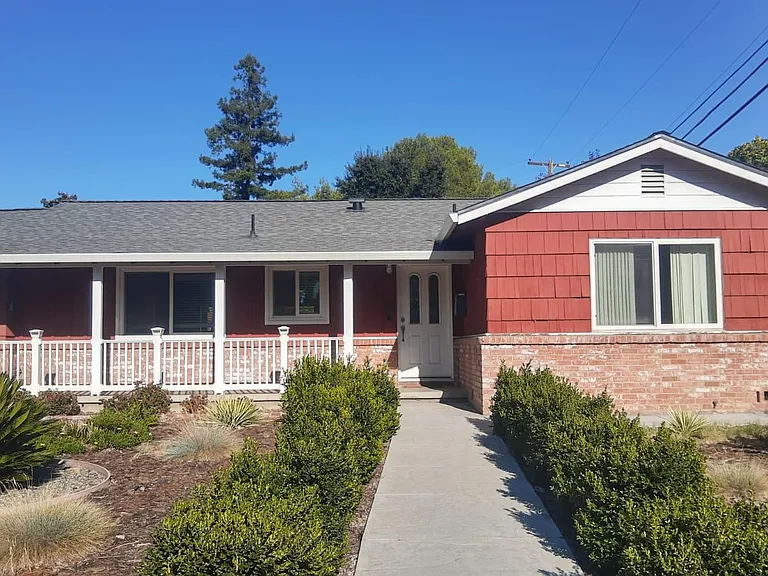 1604 Stewart Rd — Photo 10