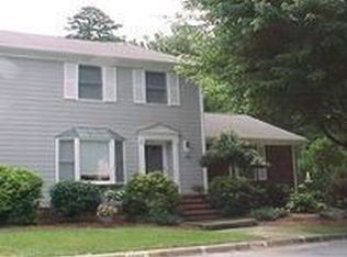 1000 Japonica Ln, Greensboro, NC 27410