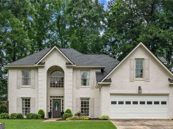 231 Red Oak Ln, Alpharetta, GA 30009