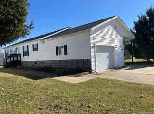 440 Hidden Ridge Rd, Morrice, MI 48857