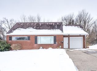 146 W Sunset Dr, Rittman, OH 44270