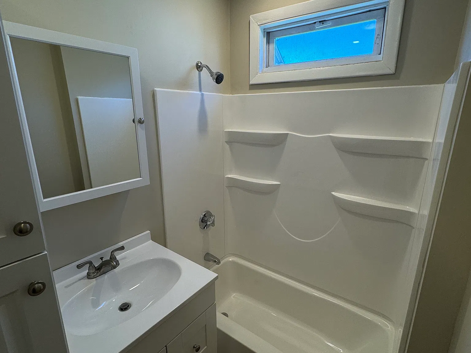 34 Swift St — Photo 2
