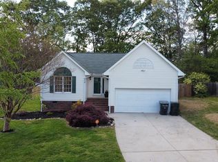 121 Browning Dr, Thomasville, NC 27360