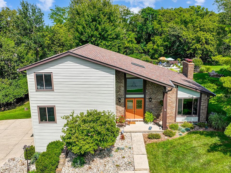 1st image of 3129 Triplecrown Dr