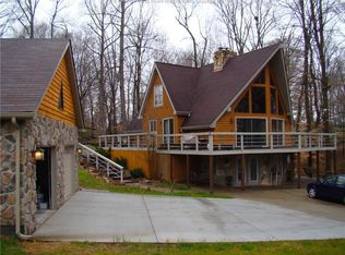 3518-A Teays Valley Rd, Hurricane, WV 25526