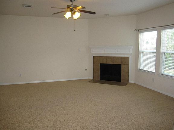3rd image of 4511 Greenwood Trace Ln