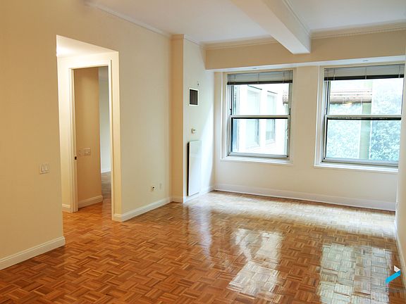 2nd image of 88 Greenwich St APT 502