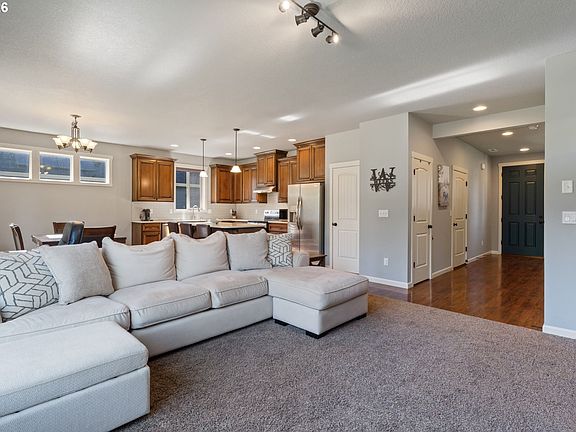 4th image of 6808 NE 134th St