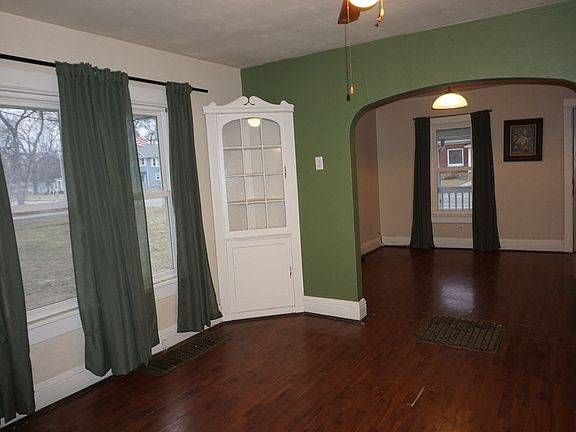 4th image of 1020 E Cleveland Ave
