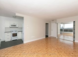666 Spadina Ave #1702, Toronto, ON M5S 2H8