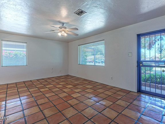 4th image of 2216 E WELDON Avenue