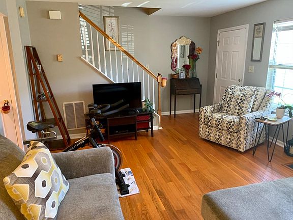 4th image of 3175 Kirklevington Dr