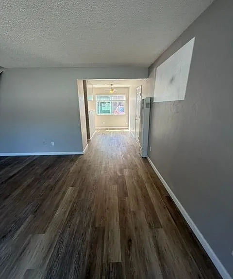 474 Delaware St — Photo 5
