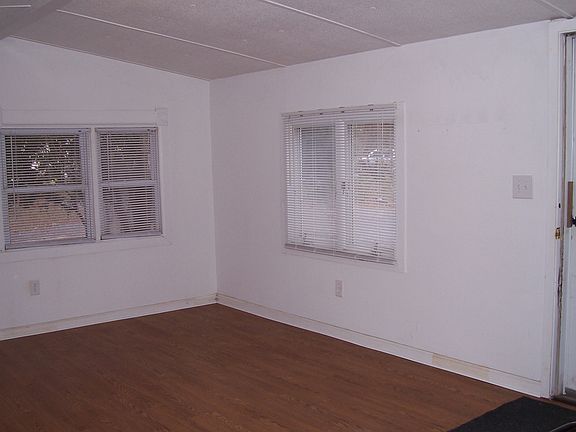 2nd image of 5 Suffolk County