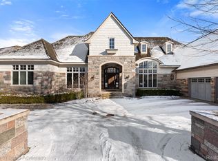 2951 Turtle Pond Ct, Bloomfield Hills, MI 48302