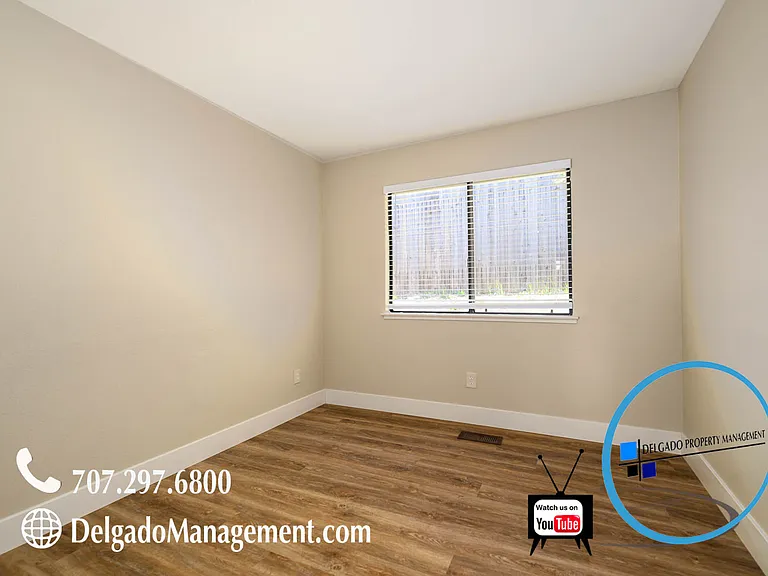 449 Topsail Dr — Photo 12