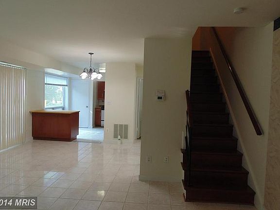 3rd image of 10141 Fair Woods Dr