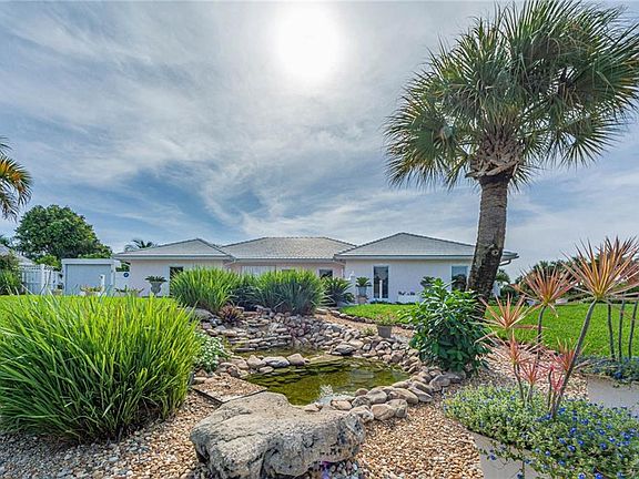 2nd image of 2126 Periwinkle Dr