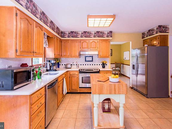 4th image of 7346 Argonne Dr