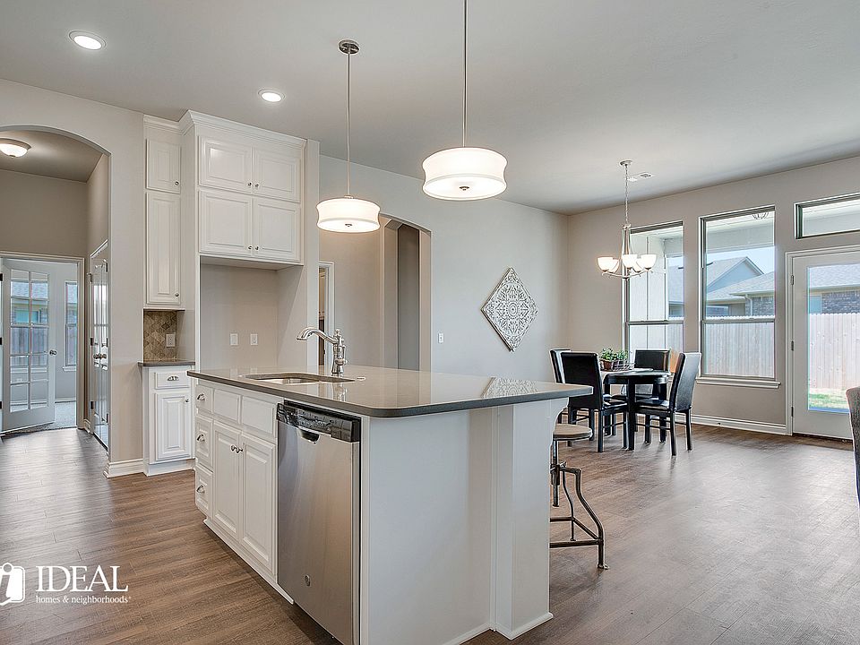 1st image of 3516 Gunnison River Dr