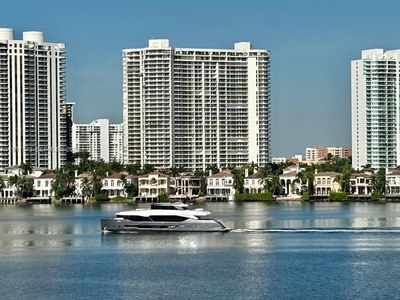 17720 N Bay Rd APT 803, Sunny Isles Beach, FL, 33160