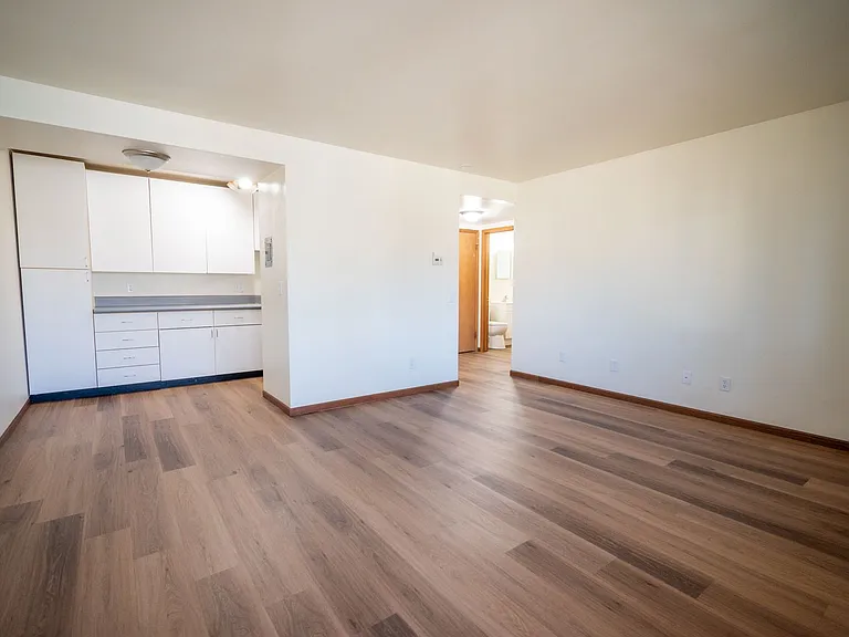 Liberty Valley Apartments — Photo 14