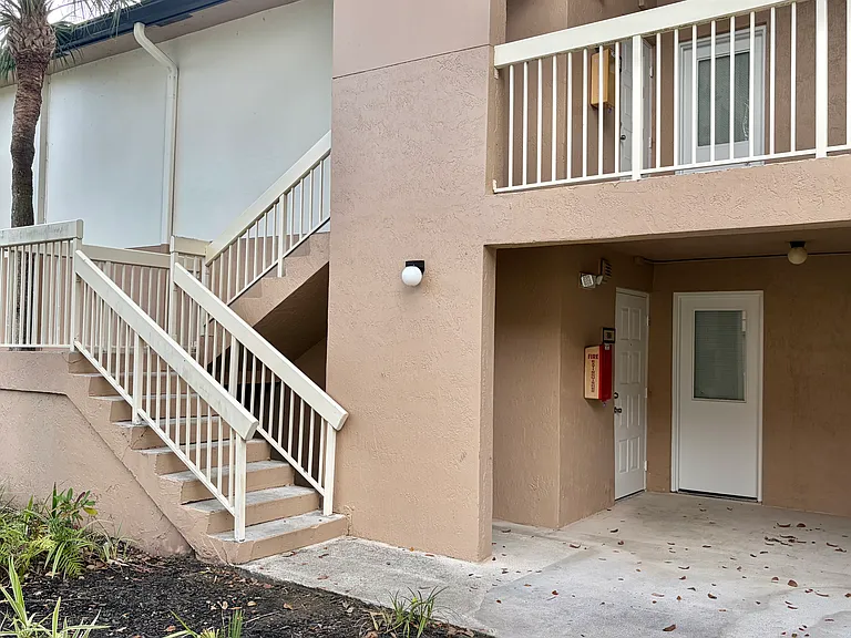 9833 Westview Dr #818 — Photo 7