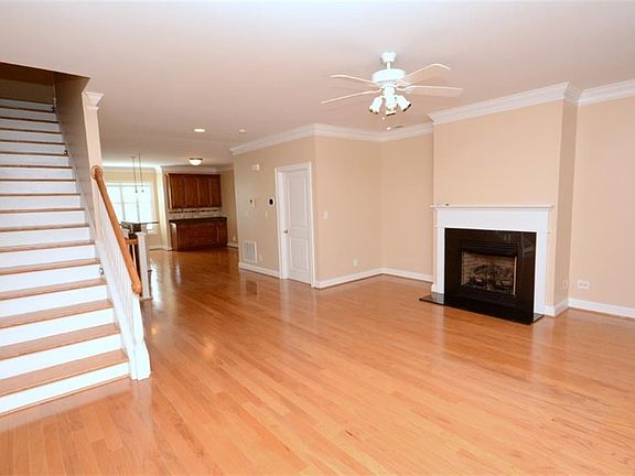 5th image of 1025 Bolling Ave