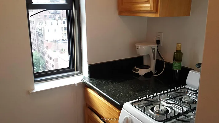 Rented by Town Residential | media 15