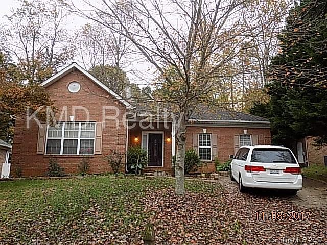 1st image of 2210 Brook Crossing Ct
