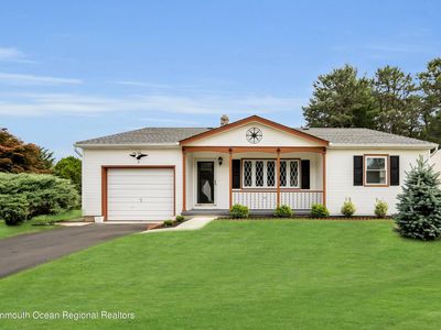 2 Whitaker Drive, Toms River, NJ, 08757