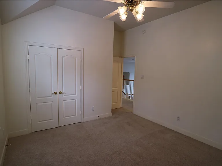 1215 Pelican Hill Ct — Photo 13