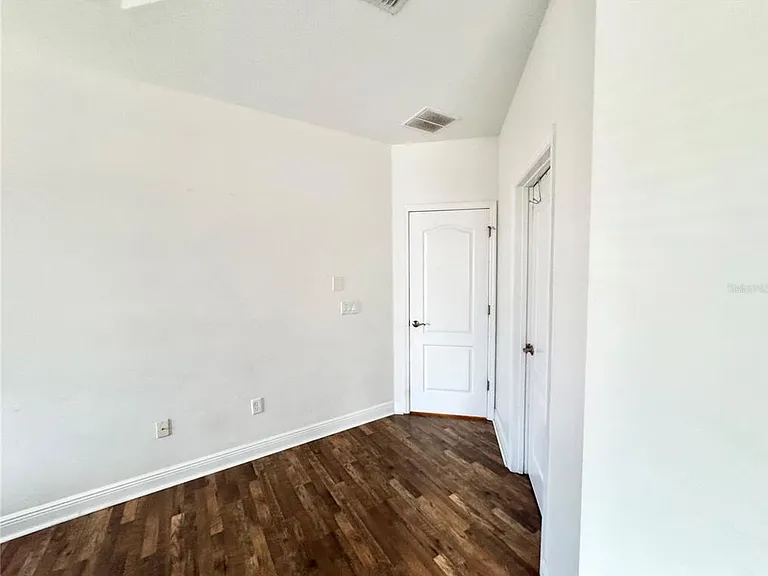 212 Montara Dr — Photo 23