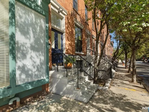 273 Monmouth Street #3, Jersey City, NJ 07302